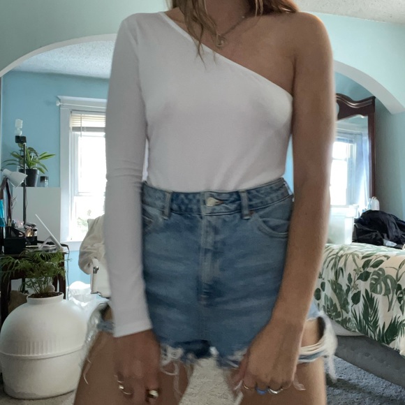 White Bodysuit One Shoulder - Picture 5 of 8